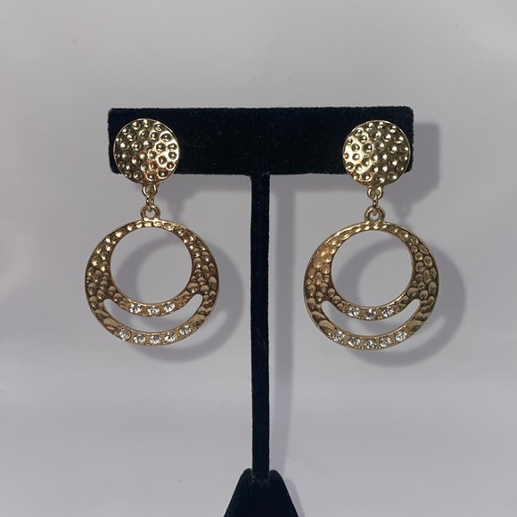 Vintage Gold Tone Rhinestone Clip On Disc Dangle Drop Statement Earrings - Picture 1 of 3